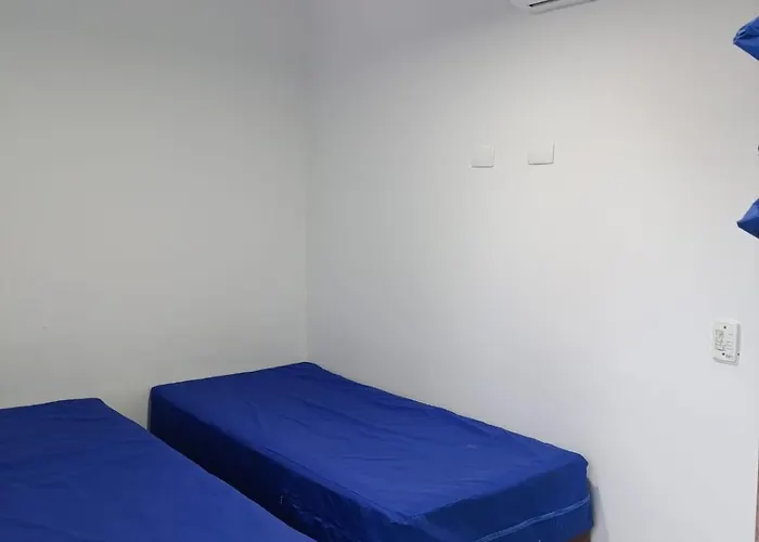 Varanda Gourmet, Ar Condicionado, Elevador 05 Piscinas no Condomínio Passaredo Ubatuba